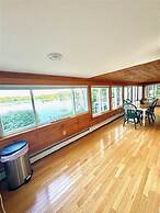 Annabessacook Retreat Limit 8 3 Bedroom Home by RedAwning