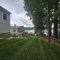 Annabessacook Retreat Limit 8 3 Bedroom Home by RedAwning