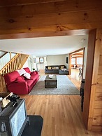 Annabessacook Retreat Limit 8 3 Bedroom Home by RedAwning