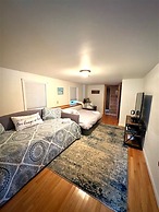 Annabessacook Retreat Limit 8 3 Bedroom Home by RedAwning