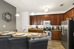 Vista Cay Luxury Secret 3 Bedroom Condo by RedAwning