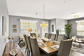 Vista Cay Luxury Secret 3 Bedroom Condo by RedAwning