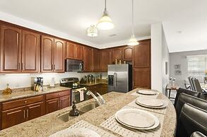 Vista Cay Luxury Secret 3 Bedroom Condo by RedAwning