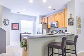 Vista Cay Casa Mystique 3 Bedroom Townhouse by RedAwning