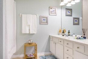 Vista Cay Casa Mystique 3 Bedroom Townhouse by RedAwning