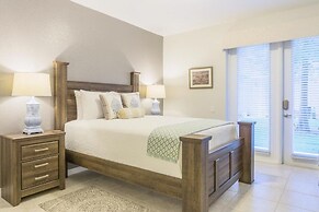 Vista Cay Casa Mystique 3 Bedroom Townhouse by RedAwning