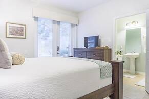 Vista Cay Casa Mystique 3 Bedroom Townhouse by RedAwning