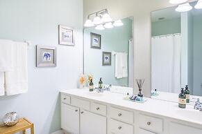 Vista Cay Casa Mystique 3 Bedroom Townhouse by RedAwning