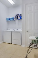 Penthouse Utopia 3 Bedroom Condo by RedAwning