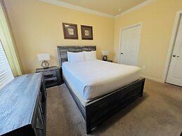 2 Bed 2 Bath Condo In Tuscana Resort 2 Bedroom Home by RedAwning