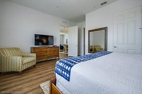 Vista Cay Penthouse Indulgence 3 Bedroom Condo