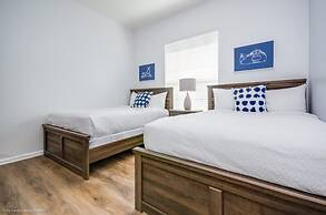 Vista Cay Penthouse Indulgence 3 Bedroom Condo