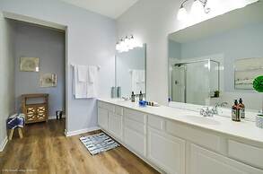 Vista Cay Penthouse Indulgence 3 Bedroom Condo