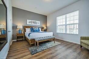 Vista Cay Penthouse Indulgence 3 Bedroom Condo