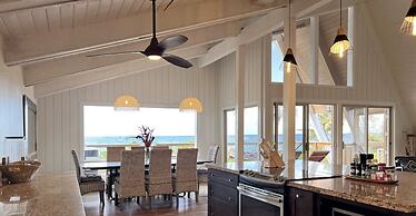 Anahola Aloha Beach House 4 Bedroom Home by RedAwning
