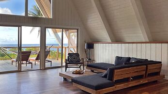 Anahola Aloha Beach House 4 Bedroom Home by RedAwning