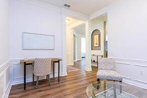 Vista Cay Electra 3 Bedroom Condo by RedAwning