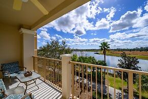 Vista Cay Lakeview Elysium 3 Bedroom Condo by RedAwning