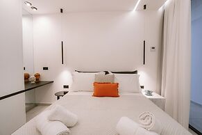 DOMUS GARDEN APARTMENTS