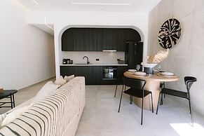 DOMUS GARDEN APARTMENTS