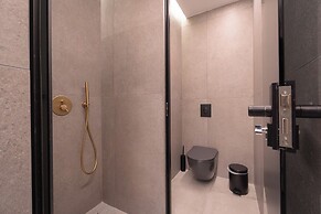 DOMUS GARDEN APARTMENTS