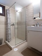 Atalanti Seaside Junior Suites