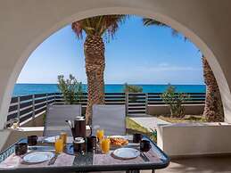 Atalanti Seaside Junior Suites