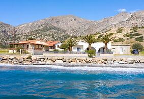 Atalanti Seaside Junior Suites