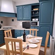 Immaculate 2-bed Cottage - Free Wifi