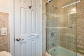 Casa Sirena By The Marina Suites with Pool