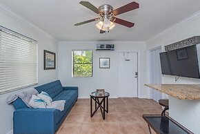 Casa Sirena By The Marina Suites with Pool