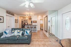 Casa Sirena By The Marina Suites with Pool