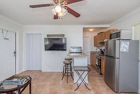 Casa Sirena By The Marina Suites with Pool