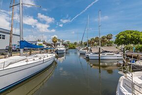 Casa Sirena By The Marina Suites with Pool