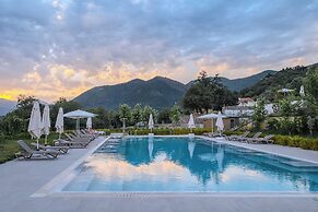 Montenegro Lodge by Missafir