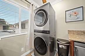 Vibrant&Refreshing 12 min to Downtown LA