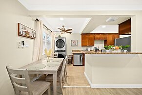 Vibrant&Refreshing 12 min to Downtown LA