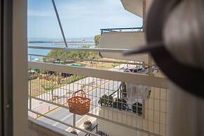 Seafront Apartment Grace