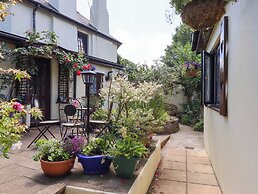 Turnpike Lodge