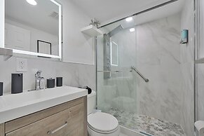 28 Guest - 4 Kitchens. Jungle Retreat in Heart Wynwood