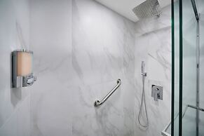 28 Guest - 4 Kitchens. Jungle Retreat in Heart Wynwood