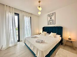 A12 Stylish and Modern 2bds in La Marsa