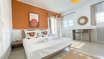 The Sea House Beach Front Villa With Pool