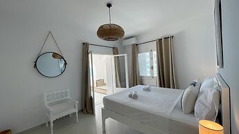 The Sea House Beach Front Villa With Pool