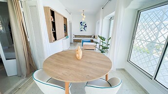 The Sea House Beach Front Villa With Pool