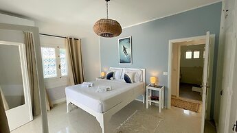 The Sea House Beach Front Villa With Pool