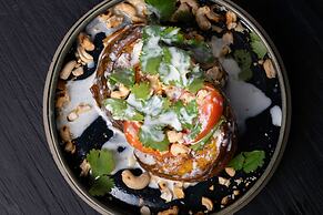 Boni Beach Hotel & Restaurant