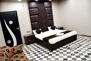 Hotel Aalishan Garden