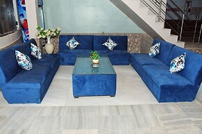 Hotel Aalishan Garden