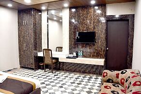 Hotel Aalishan Garden